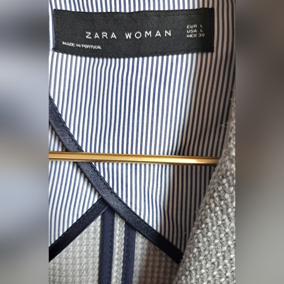 ZARA WOMAN BLAZER GRAY WITH TEXTURE LARGE. PRE-OWNED. MADE IN PORTUGAL. - Picture 6 of 15